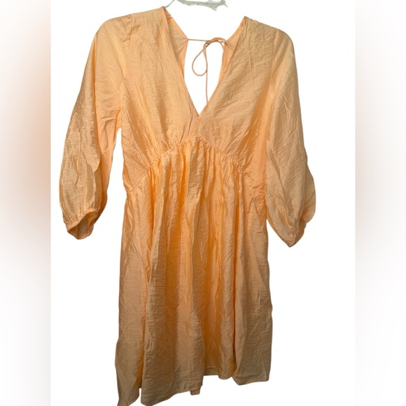 H&M Peach V-Neck 3/4 Sleeve Summer Dress - Picture 1 of 6